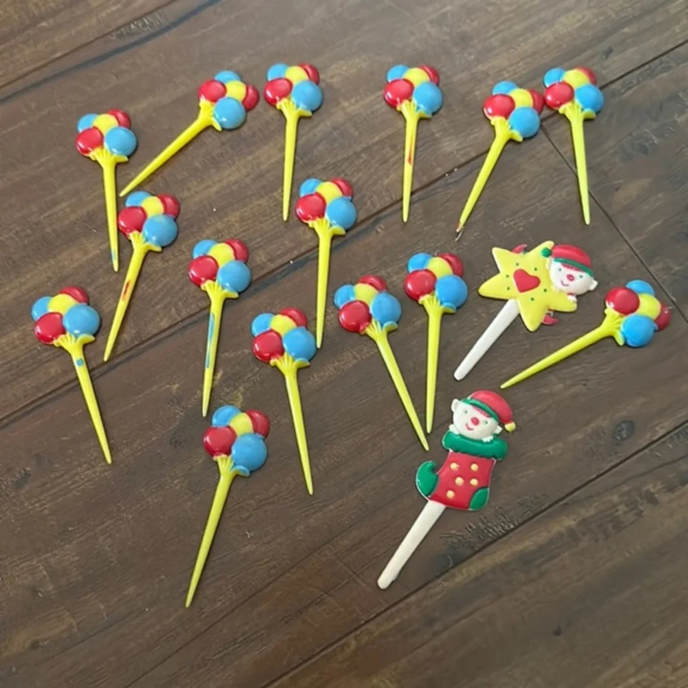 17 Vintage Plastic Clown Balloon Cake Cupcake Picks Toppers Circus Party
